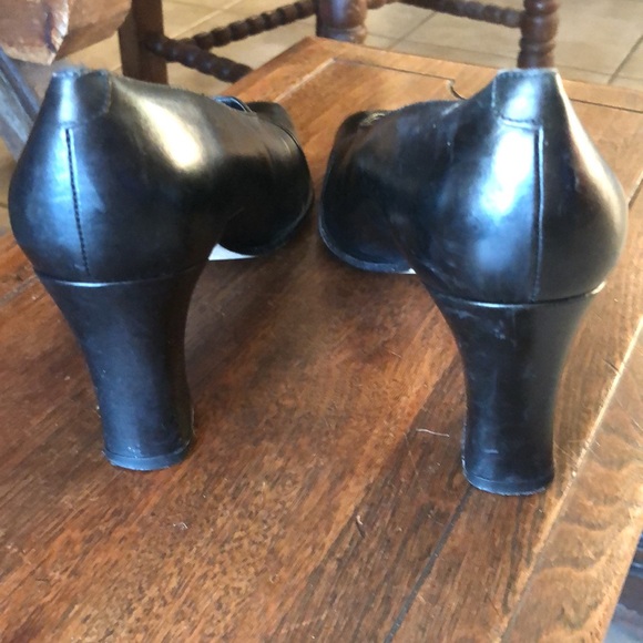 Nickles 2 1/2 in Black Leather Slip on - Picture 3 of 8